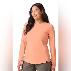 Yeti Women’s Crew Long Sleeve Sunshirt in Salmon , size XL